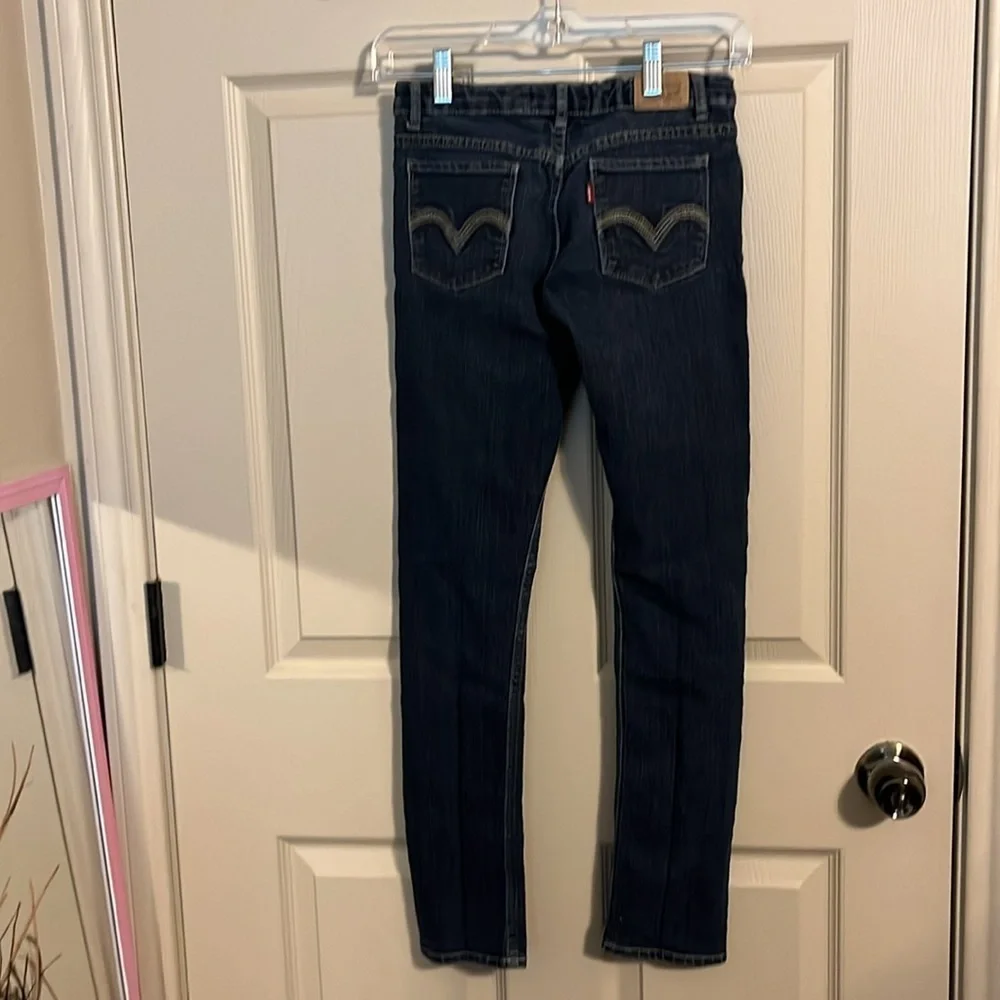 Levi’s 711 skinny jeans
